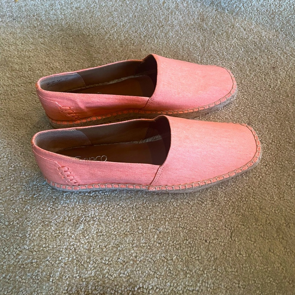 BRAND NEW Franco Sarto peach canvas slip-ons